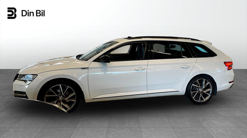 Bild 2 av Škoda Superb Kombi 2.0 TDI Sportline 4x4 Pano Drag Värm 200 hk