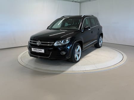 Volkswagen Tiguan 2,0 150hk 4M R-Line Cruise/Krok/Kamera/Webasto/Skinn