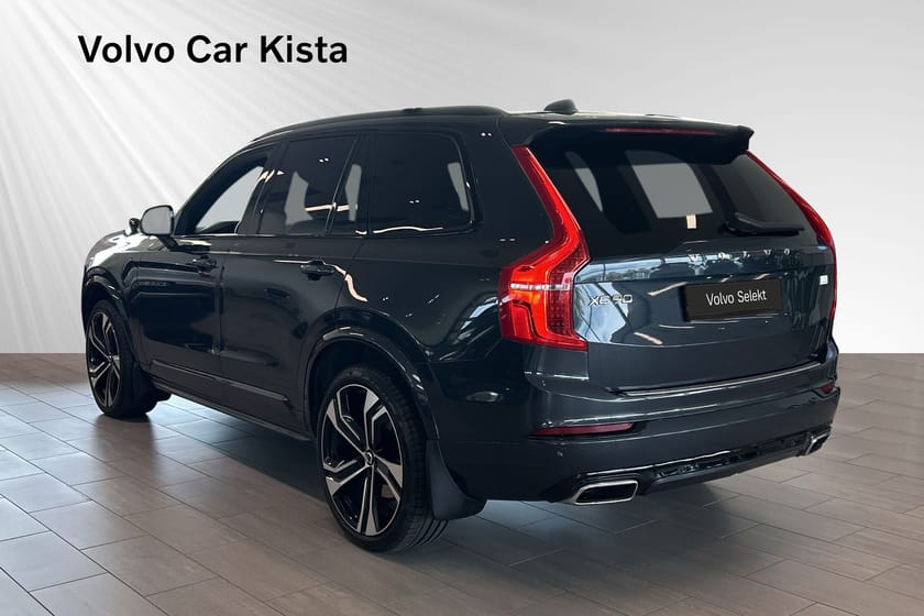 Bild 4 av Volvo XC90 7-seater Recharge T8 R-Design 7-säten Drag Pano H/K