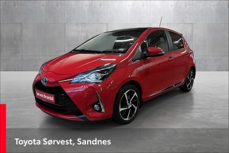 Toyota Yaris Hybrid 1,5 Style glasstak