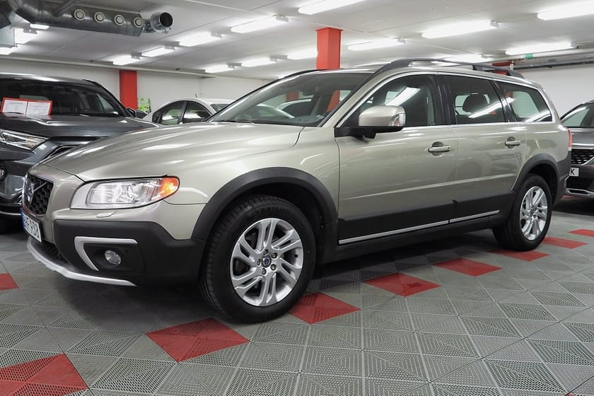 Bild 2 av Volvo XC70 D4 Momentum Drag Taklucka BLIS SoV Hjul adpt farth EU6