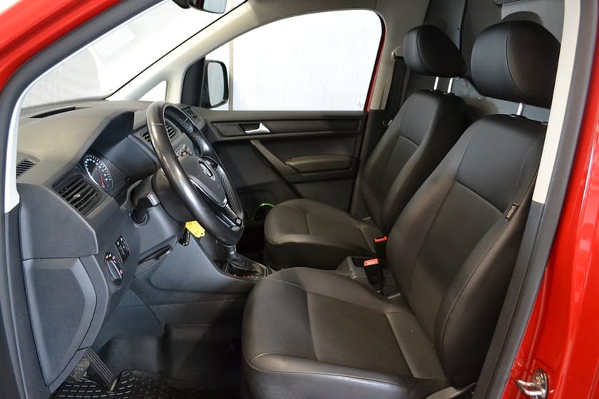 Bild 4 av Volkswagen Caddy Van 2,0TDi 102hk DSG Drag Värmare Backkamera V-Hjul