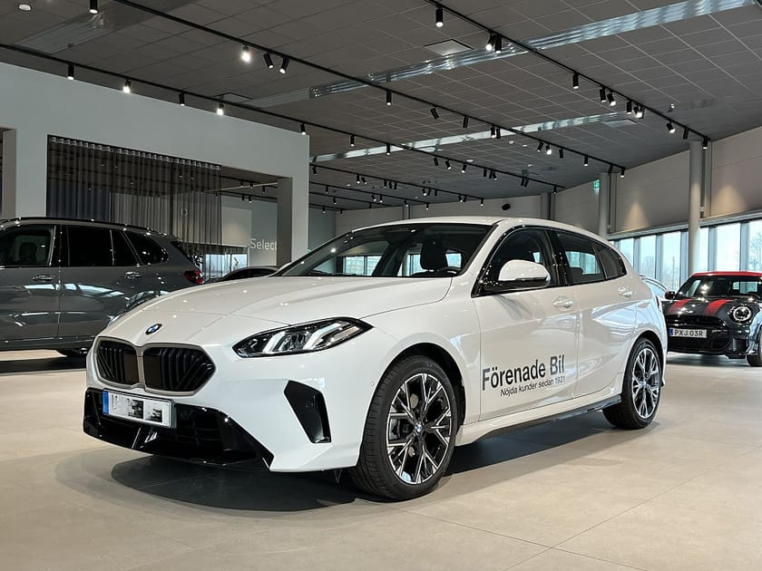 Bild 1 av BMW 120 M Sport Driving Assistant Rattvärme