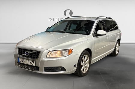 Volvo V70 T4F 180 HK MOMENTUM FARTHÅLLARE PDC KAMREM BYTT 16"