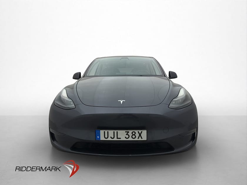 Bild 3 av Tesla Model Y Long Range AWD Drag Autopilot Pano Navi