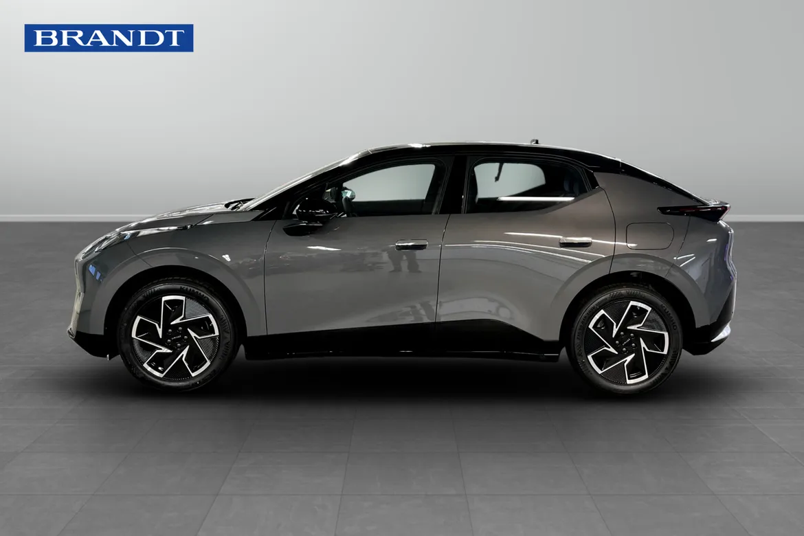 Lynk & Co 02 EV