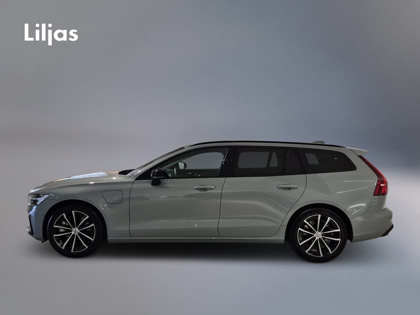 Bild 3 av Volvo V60 T6 AWD Plus Dark Nordic Edition//360-kamera//Drag//