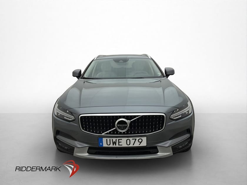 Bild 2 av Volvo V90 Cross Country D4 AWD VOC Pano D-Värmare 360° Skinn
