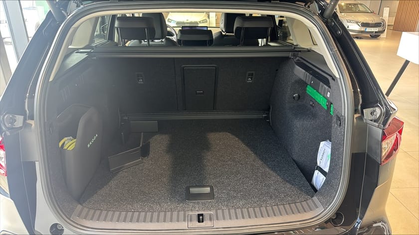 Bild 5 av Škoda Enyaq 85 82 KWH 286 HK Drag / Värmare
