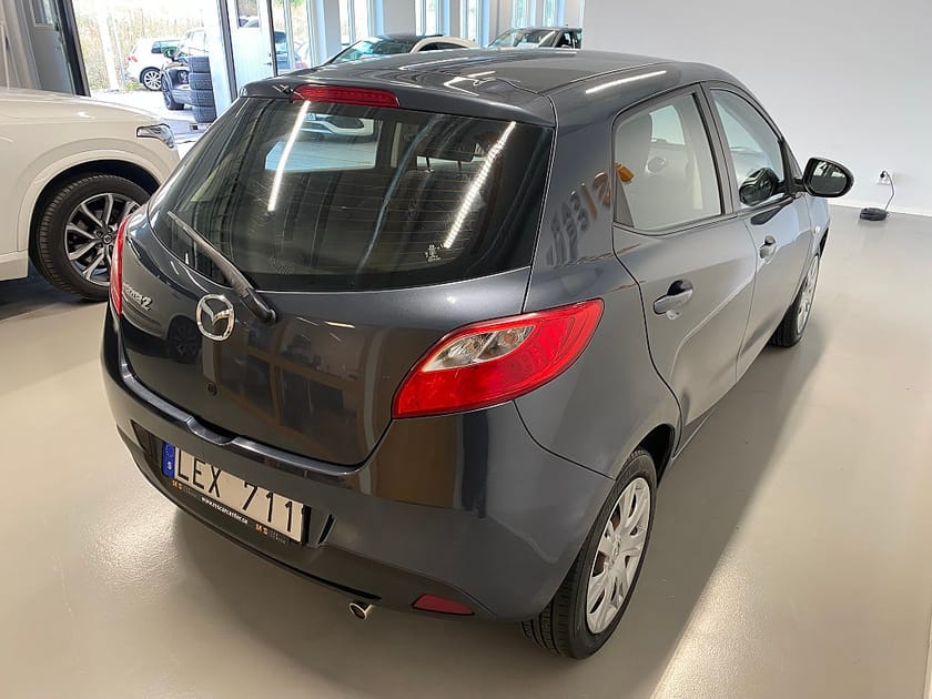 Bild 4 av Mazda 2 5-dörrar 1.5 MZR Lågmil Nybes Automat