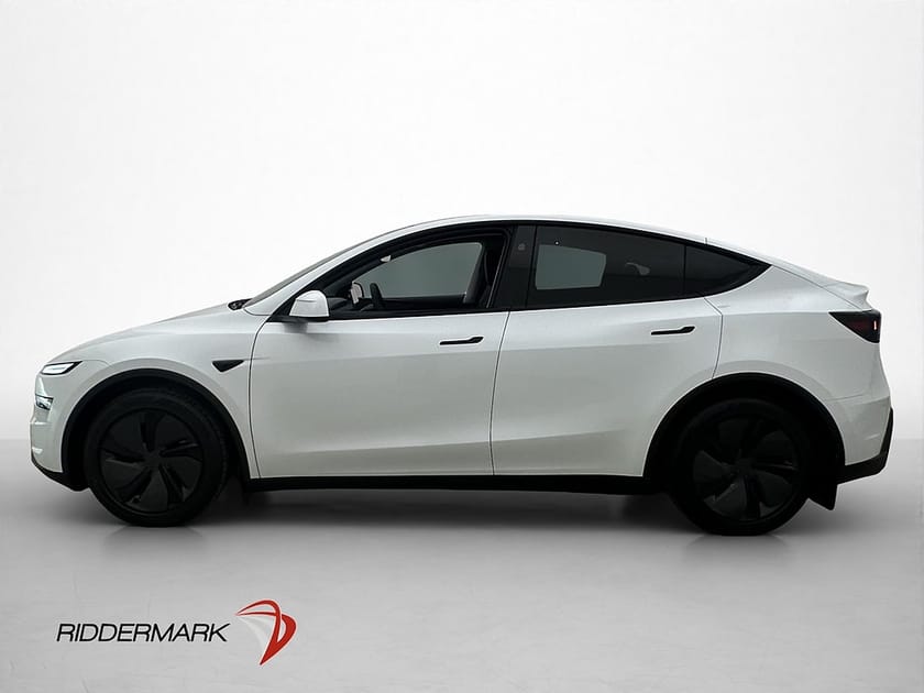 Bild 5 av Tesla Model Y Long Range AWD 1 Brukare Drag Pano Kamera AP