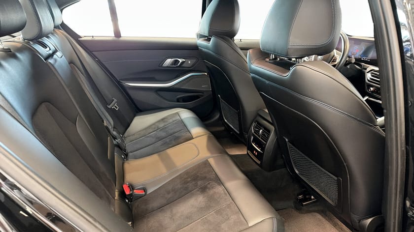Bild 5 av BMW 330e xDrive Sedan M-Sport Drag Elstol H/K Adaptiv farthållare