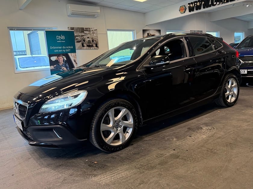 Bild 2 av Volvo V40 Cross Country D3 Geartronic Business Advanced Gps Värmare Kamrem bytt