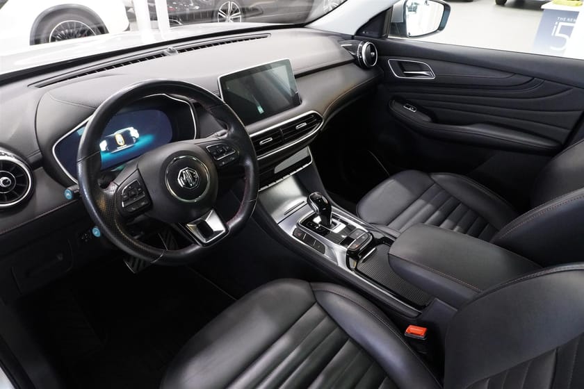 Bild 2 av MG EHS PHEV