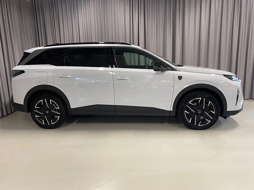 Bild 3 av Peugeot 5008 Hybrid 145