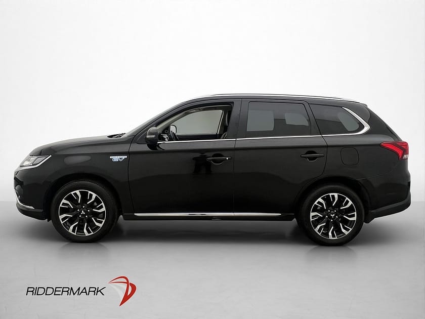 Bild 5 av Mitsubishi Outlander PHEV AWD 203hk Business 360° Skinn Drag