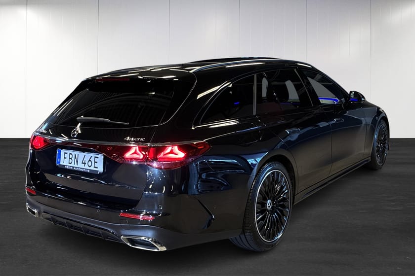 Bild 3 av Mercedes-Benz E 300 de 4MATIC T 4M 9G | AMG | Advanced Edition | 360 | Pano | Burmeste
