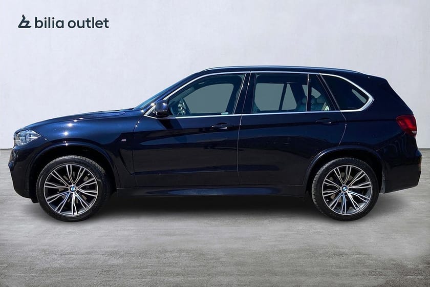 Bild 3 av BMW X5 xDrive40d M Sport 313hk / Drag Värmare 360°kam H/K Pano