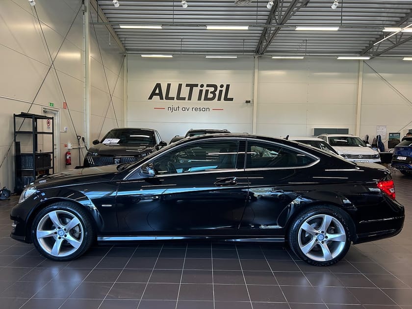 Bild 4 av Mercedes-Benz C 180 Coupé