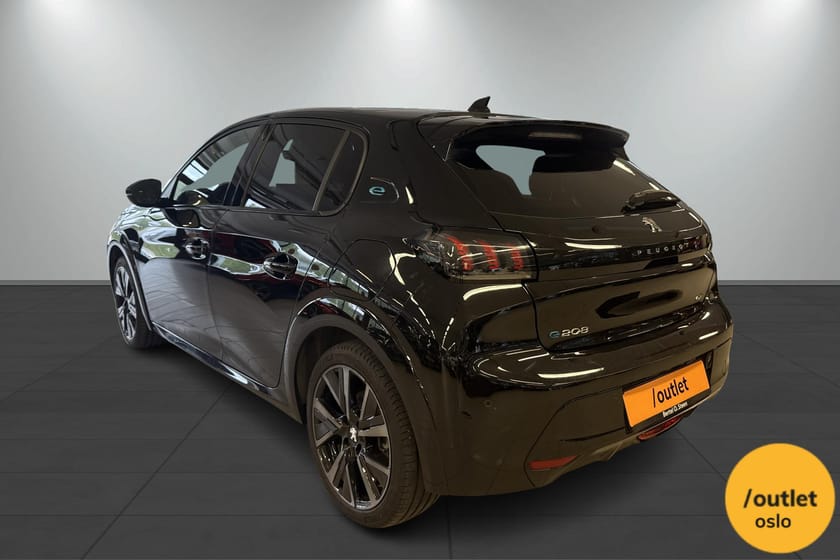 Bilde 3 av Peugeot e-208 GT 136 hk / ACC / Navigasjon / Ryggekamera 180°