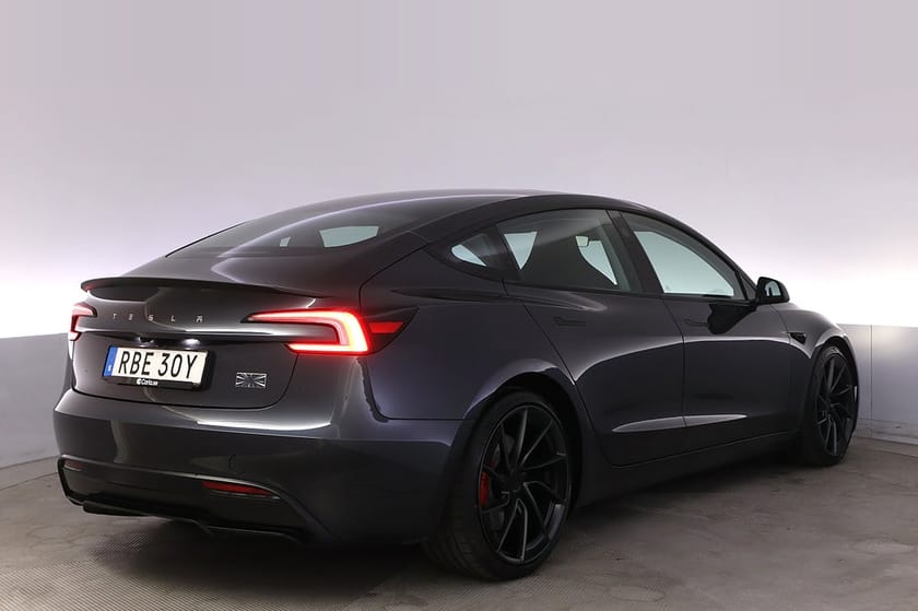 Bild 5 av Tesla Model 3 Performance AWD Highland Autopilot Pano