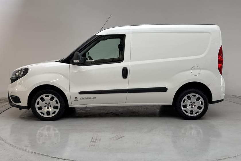 Bild 2 av Fiat Doblò Van Doblo Cargo 1.4T CNG (120hk)