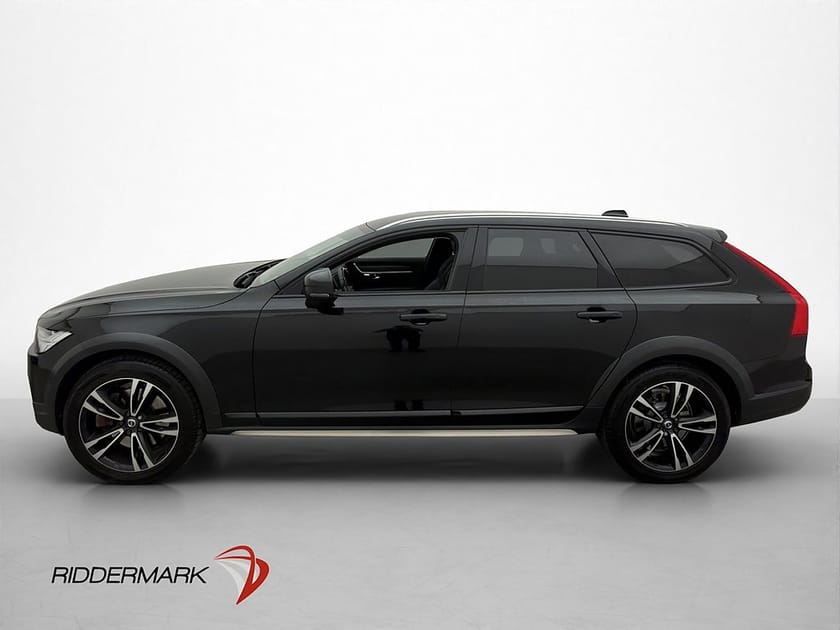 Bild 4 av Volvo V90 Cross Country D4 190hk AWD Skinn Värm 360 HUD Drag