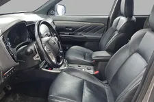 Thumnail bilde 3 av Mitsubishi Outlander PHEV