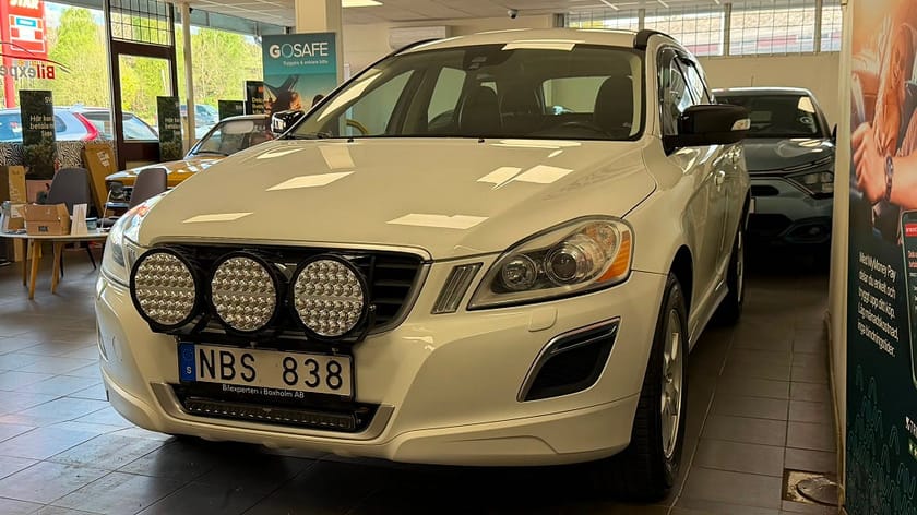 Bild 2 av Volvo XC60 D4 Geartronic R-Design Euro 5|Automat