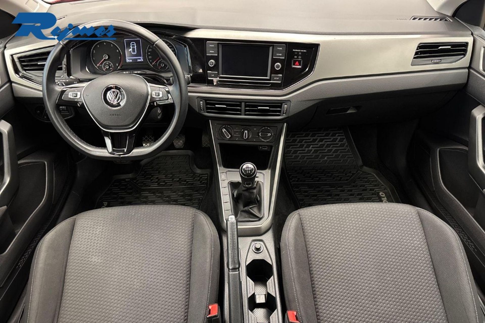 Volkswagen Polo 1.0 TSI Manuell 95hk 2019, bild 2/10