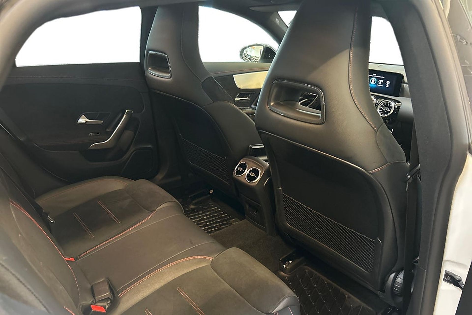 Mercedes-Benz CLA 2023, bild 7/10