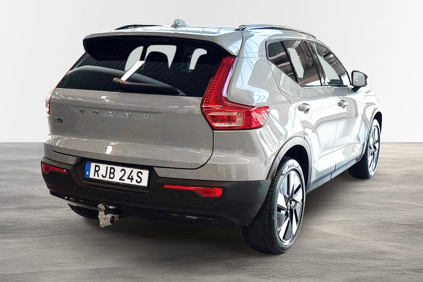 Bild 3 av Volvo EX40 Single Motor Extended Range R Plus Edt