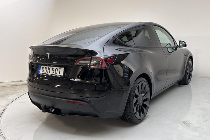 Bild 3 av Tesla Model Y Performance Dual Motor AWD Dragkrok
