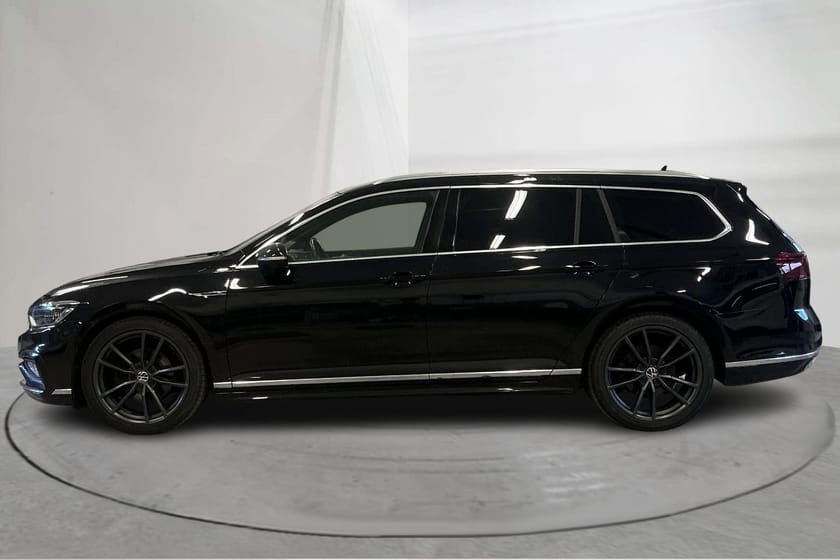 Bild 2 av Volkswagen Passat Sportscombi 2.0 TDI 4Motion (200hk) GT