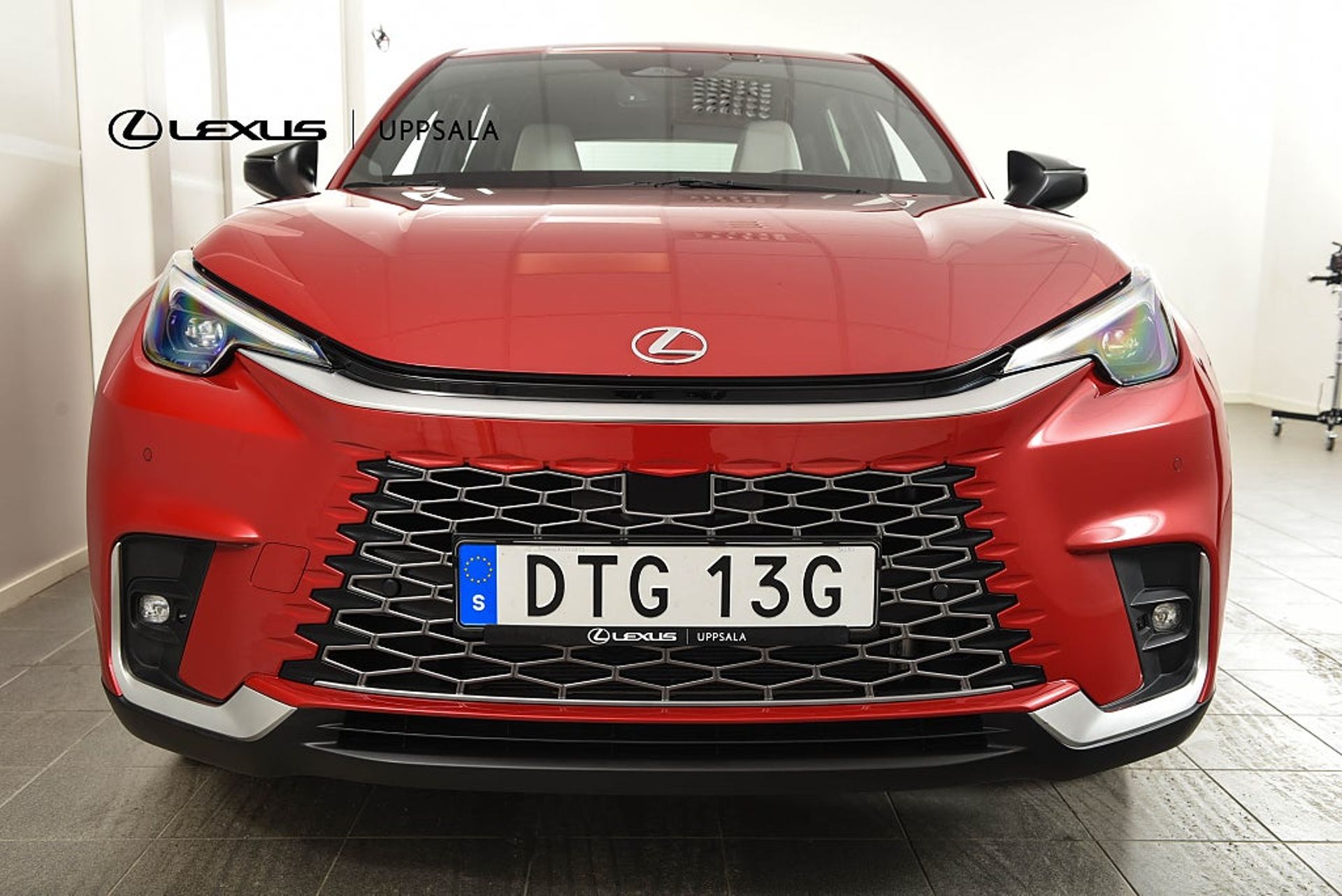 Lexus LBX 2024, bild 4/10