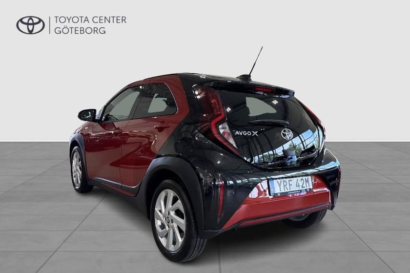 Bild 4 av Toyota Aygo X 1.0 S-CVT PULSE AIR (CANVASTAK) CUSTOM PAC