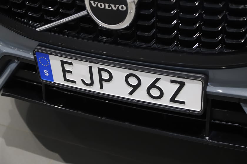 Bild 4 av Volvo XC60 T6 R Design / 22" / HUD / Harman