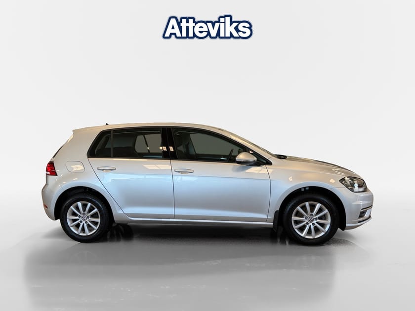 Bild 2 av Volkswagen Golf TSI 115hk *Apple Carplay/P.Sensorer*