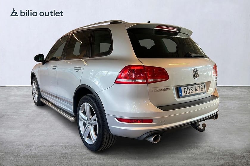 Bild 2 av Volkswagen Touareg 3.0 V6 TDI 4Motion R-Line Värmare Dragk Nav Panorama
