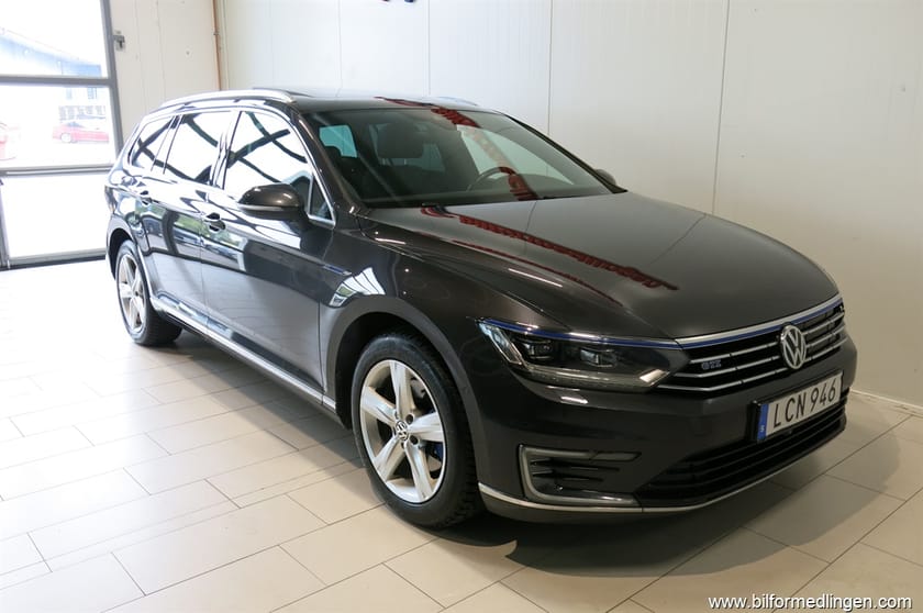 Bild 5 av Volkswagen Passat Variant GTE Executive Business Drag Värmare Navi m.m