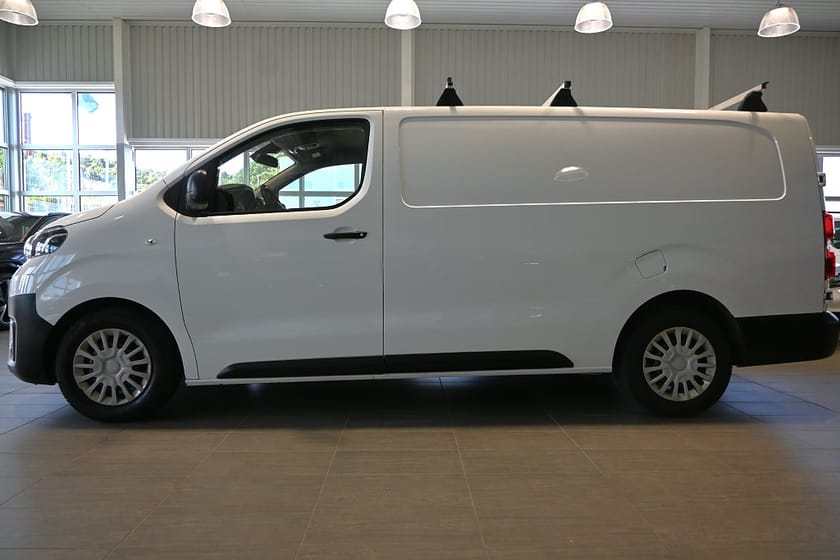 Bild 2 av Toyota Proace 2.0 D-4D 122hk Lång L3 Värmare Head up display
