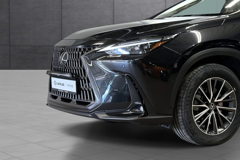 Bilde 4 av Lexus NX 450h+ + Executive Tech