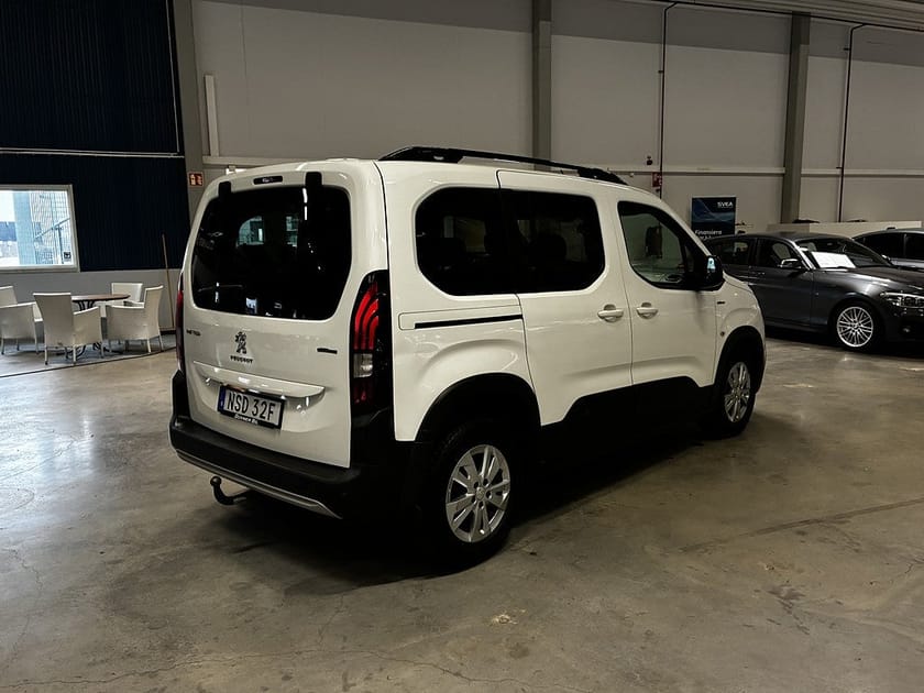 Bild 3 av Peugeot Rifter Lång 7-sits 1.5 BlueHDi EAT GT-Line