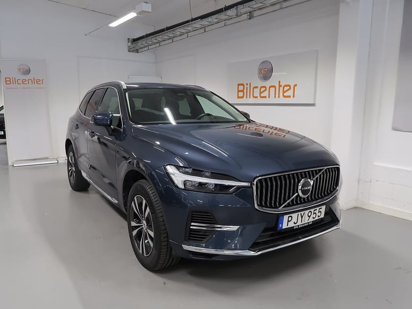 Bild 3 av Volvo XC60 Recharge T6 AWD V-Däck ingår Skinn-Kamera-Pano-Värmare-