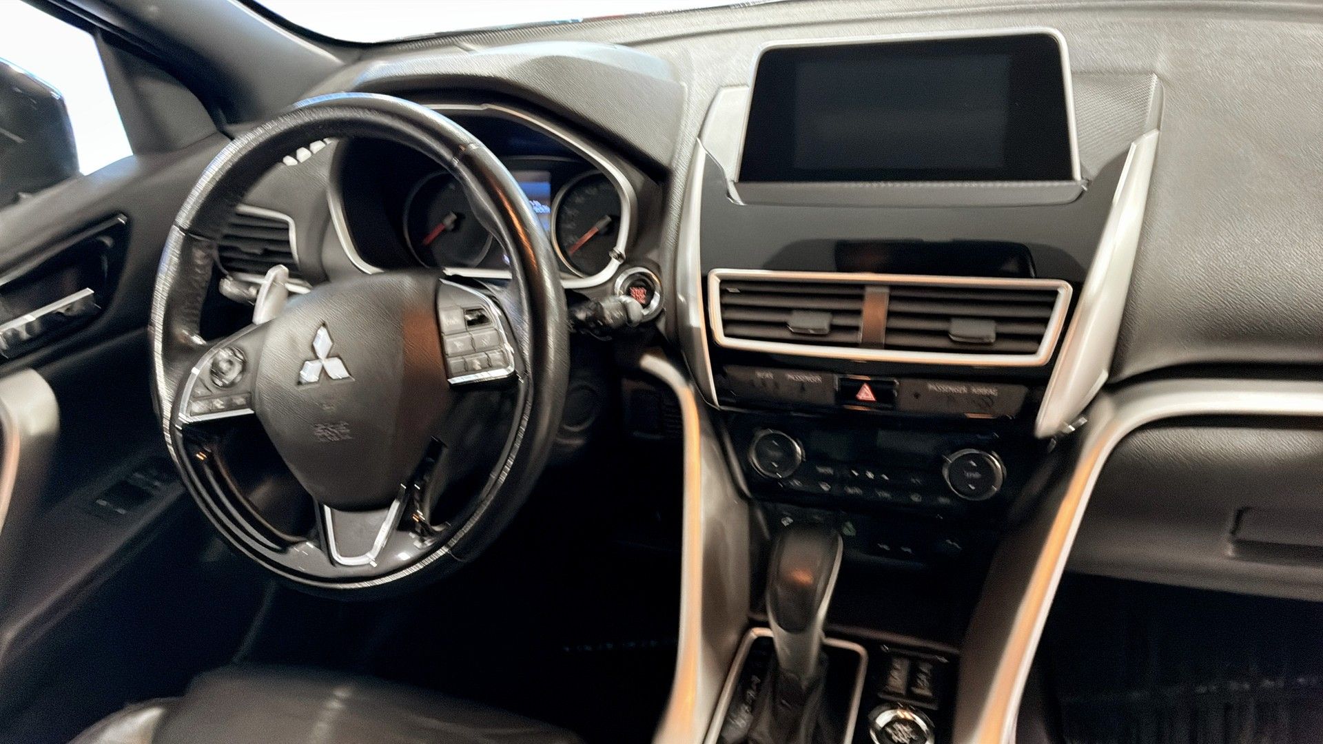 Mitsubishi Eclipse Cross 2020, bild 4/9