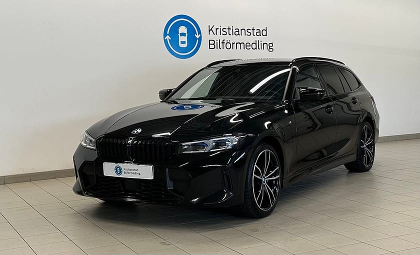 Bild 2 av BMW 330e Touring Steptronic M Sport Apple CarPlay