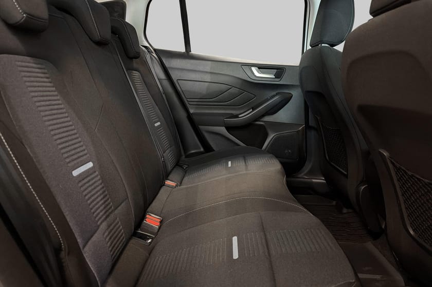 Bild 5 av Ford Focus Kombi Active 1.0 EcoBoost Hybrid E85 B-Kamera