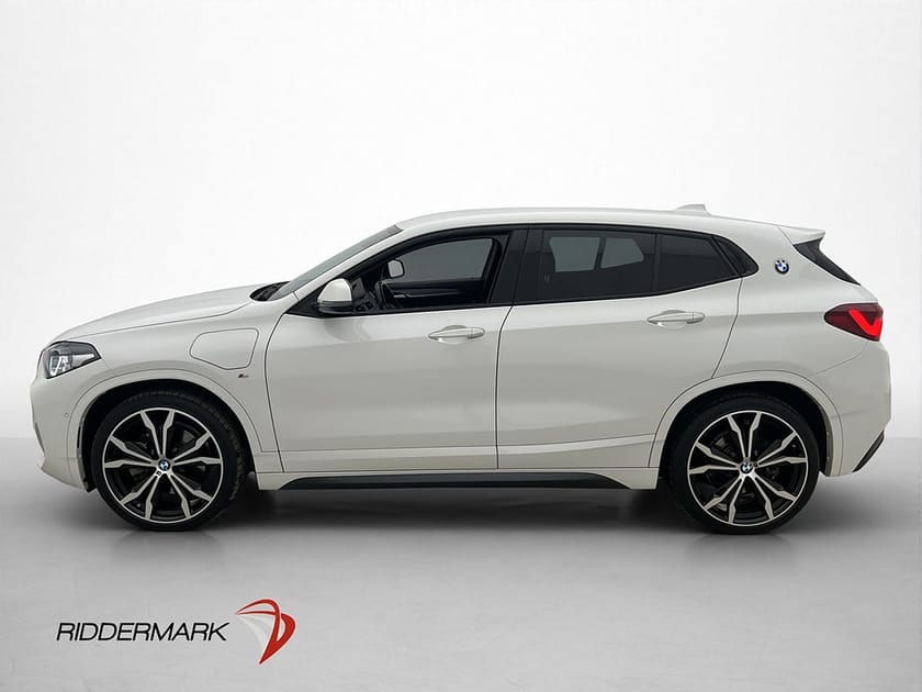 Bild 4 av BMW X2 xDrive25e M Sport Head-Up Kamera Rattvärme Keyless