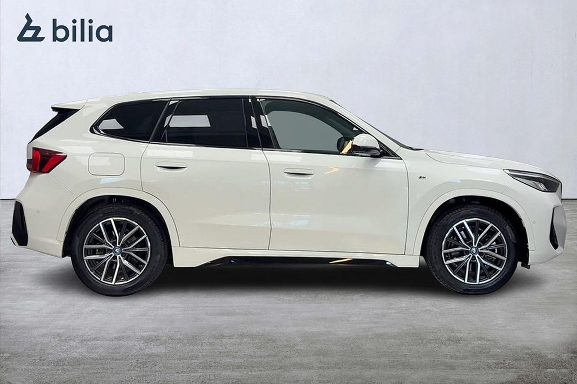 BMW iX1 xDrive30 M Sport Edition 2024, bild 3/10