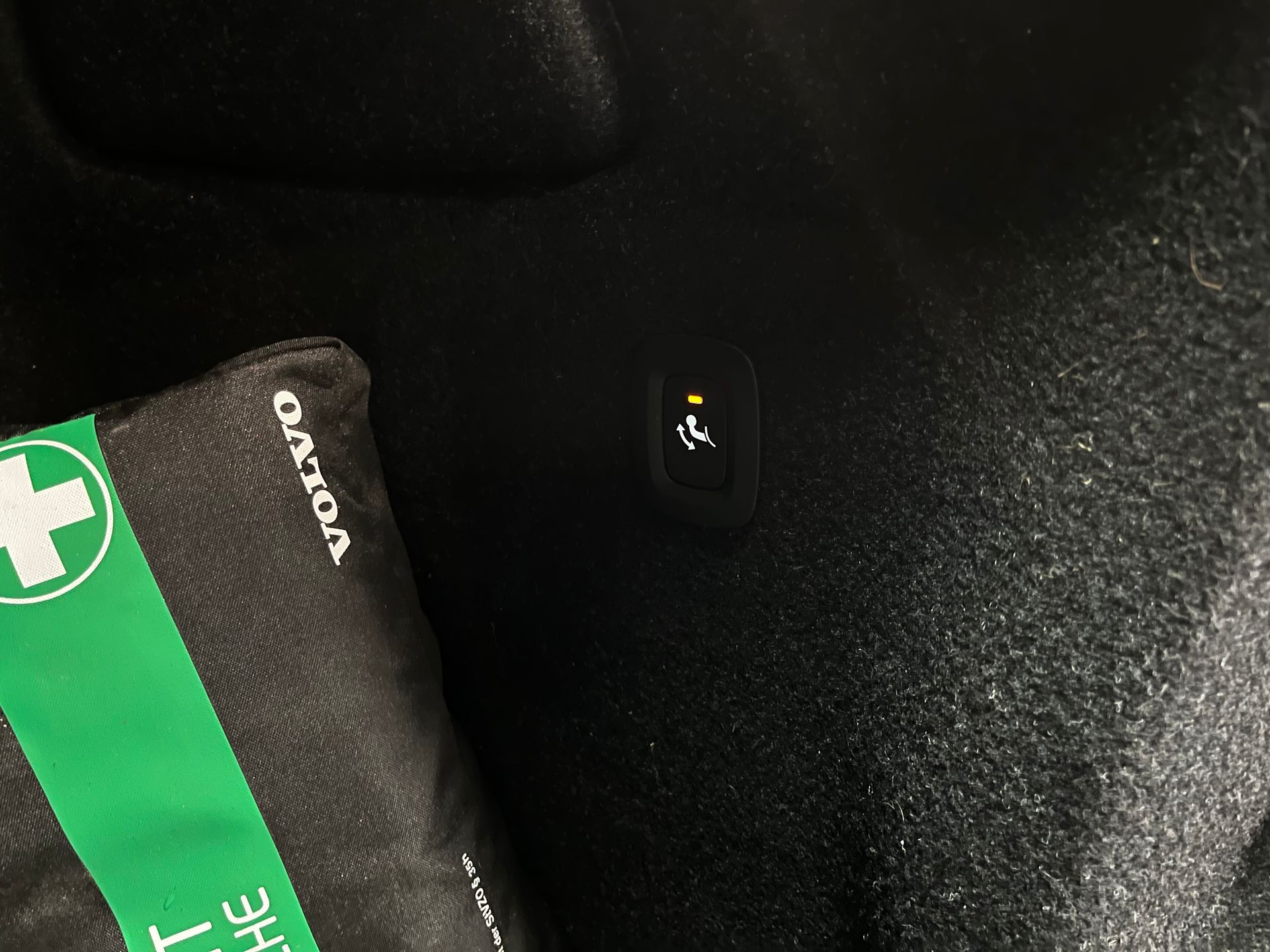 Volvo XC40 Recharge Twin Core 2023, bild 7/10